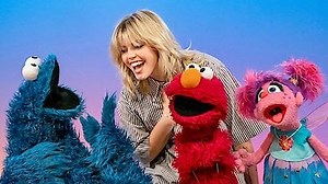 Watch Sesame Street Season 55 Episode 1 - Beachball Bop