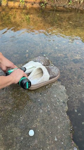 The ultimate lazy guide to shoe cleaning! Easy to learn, love to use!