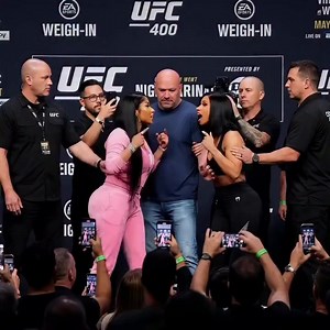 56K views · 1.9K reactions | OMG Nicki Minaj VS cardi B Boxing. 壘 #fypviralシ #fbreels #boxing #nickiminaj #virals | Amazing Video | Facebook