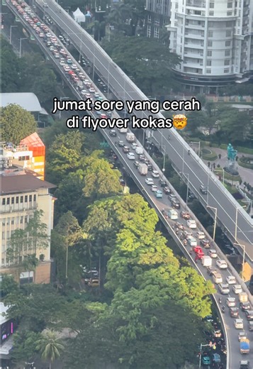 Kemacetan di Flyover Kokas Sore Ini