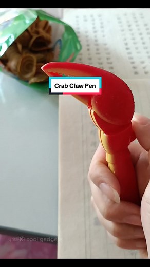 Crab Claw Pen /creative gadgets #gadgets #tiktokmademebuyit #tiktokviral #pen #gift #creative #newtrend #trending