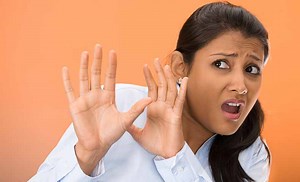 dodge（ドッジ）の意味と使い方 | ネイティブと英語について話したこと