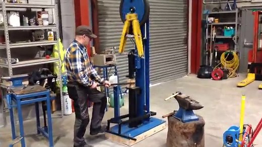 Blacksmiths tyre hammer/ power hammer
