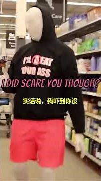 Hilarious Reactions: Pretending to be a Mall Model Prank