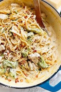 One Pot Chicken Bacon Fettuccine Alfredo
