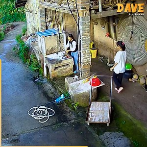 Miracle on the sidewalk! | Dave Hollister