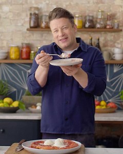 *NEW RECIPE* Strawberry and Pimms tarte tatin!!! Light, golden puff pastry with soft juicy strawberries and crisp caramel = one brilliant combination 😍😍 One to bake up and enjoy while watching the Wimbledon finals this weekend! jamieol.com/StrawberryTarteTatin #AD | Jamie Oliver