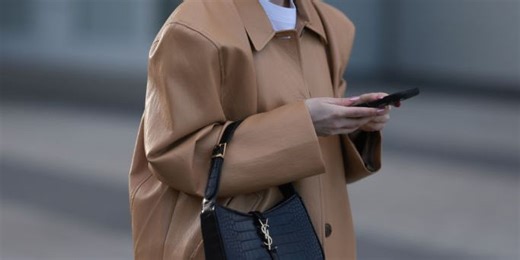 Digital detox: ovvero perché e come prendersi una pausa dal cellulare secondo l'esperta