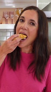 How to Make Cheesy Pigs in a Blanket