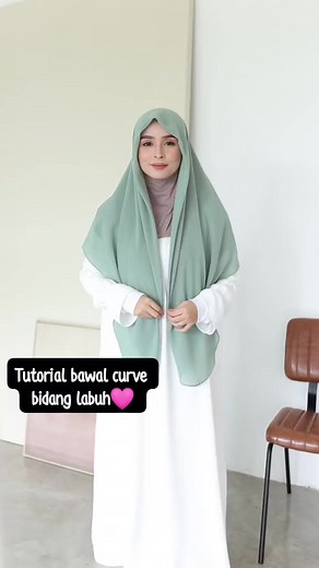 239K views · 4K reactions | Tutorial bawal curve labuh depan belakang 勺 #tutorialbawal #tutorialbawallabuh #tutorialhijab #tutoeialbawalsimple #bawalchiffoncurve Bawal chiffon voile premium curve by masyarabia Nak order sini ya.. https://s.shopee.com.my/9UqfyRdyad | My TudunG. | Facebook