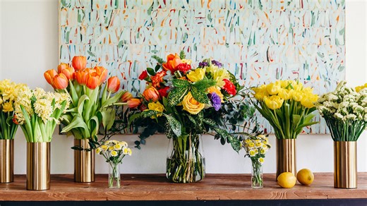 10 flowers that are perfect for an Easter floral arrangement