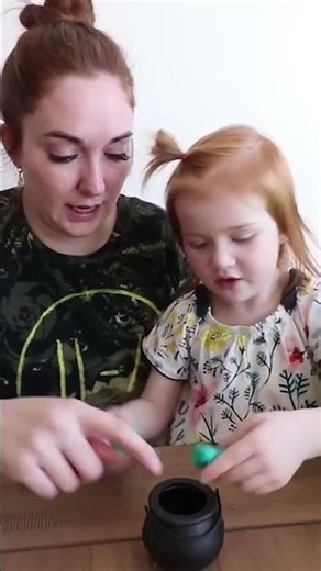 Baby Adley's Sticky Surprise!! the leprechaun won't be able to escape from her playdoh & pot of gold