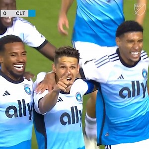 Captain Westwood with the free kick stunner! ☄️ | Major League Soccer (MLS)