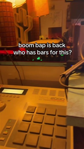 MPC 2000 just hits different. Who can you hear on this? #mpc2000 #boombap #90s