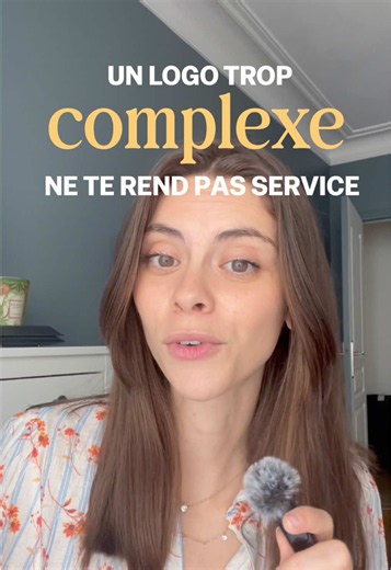 Je vois beaucoup trop de petits business qui se lancent avec un logo trop chargé et qui me demande mon avis… en général je leur dis de simplifier car ça peut vite faire amateur et surtout on ne comprend pas directement ce qu’ils proposent ! La simplicité est souvent la bonne solution quand elle est réfléchie ☺️ Et toi tu es plutôt logo chargé ou logo simple ? #logodesign #logotips #graphistefreelance #smallbusiness #entrepreneuse