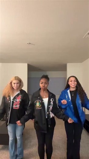 Divine9BobbleHeads | A lil chacha d9 sisterhood!? Tag That D9! Tag Us In Your Best D9 Videos! 🎁 The BEST gift for representing your org!✨ Customize your... | Instagram