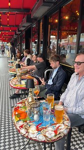Sunshine, good company, and even better food — that’s how we do it at The Stinking Rose. ☀️🍽️ Our outdoor seating is the perfect spot to relax, enjoy the North Beach vibe, and savor every bite. Pull up a chair and stay awhile — we’ll take care of the rest. #TheStinkingRose #TheStinkingRoseSF #NorthBeachSF #OutdoorDining #SFFoodie #LittleItalySF #SanFranciscoEats #AlFrescoVibes | The Stinking Rose