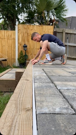 So here is a look at 2 of our most recent landscaping projects that we have added the @orkoelectrical flex led lighting to 💡 . Outdoor lighting it’s becoming more and more popular, here you can see how we install and then what they look like in action 💥 . What do you think ? . #landscaping #patio #gardenpatio #outdoorliving #outdoorlighting #ledlights #patiolights #homeimprovement #builder #quality | D5 Construction LTD