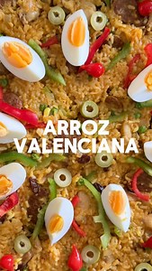 Filipino dish with a Spanish name, just like me. Arroz Valenciana is easy to make and it’s perfect for a party! For the full recipe go to my website TheTastebud.co #foodreels | The Tastebud