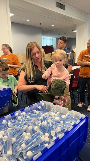 USO Care Pack in Boston ☑️ USO Canine’s spreading the love ☑️ USO tour of @uscg Base Boston ☑️ What an incredible way to start off the 2025 @bostonmarathon weekend! We’re so proud of Team USO and can’t wait to cheer them on from Mile 9 on Monday. Thank you to everyone who made yesterday such a success. #129bostonmarathon #theuso | USO New England