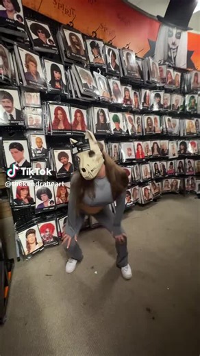 @TheKendraHeart nothing better than girl time halloween shopping #spookyseason #popit