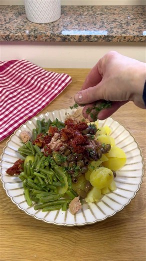Insalata di patate fagiolini e tonno alla mediterranea #ilcaldosaporedelsud