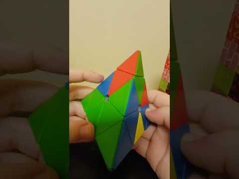 How to solve a pyraminx