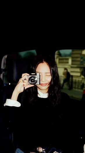 Ruby li on Instagram: "#blackpink #jennie #conteúdo #meme"