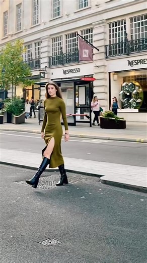 THE dress 🐉😍 résultat du shoot sur Insta #scout #londonfashionweek | Beutiful Life