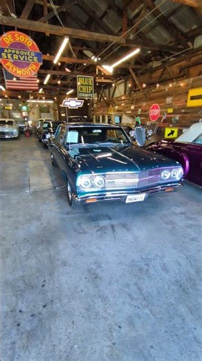 1965 Chevrolet Chevelle Malibu 2dr Hardtop (Custom Teal Metallic)