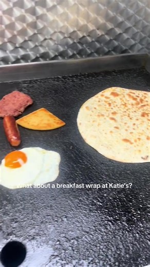 Delicious XXL Breakfast Wrap Recipe