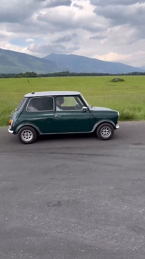 497 reactions · 5 comments | Advanced Driver Training - Mini Slalom  Owner: @mini_kaska_126 . #driving #skills #Mini #minicooper #drivingskills #driver | Mini Owners Club | Facebook