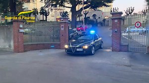 #GDF #Varese con l'European Public Prosecutor's Office - EPPO scopre 40 milioni di euro di frode IVA. Sei arresti e sequestri in una operazione contro una organizzazione criminale internazionale. #NoiconVoi | Guardia di Finanza