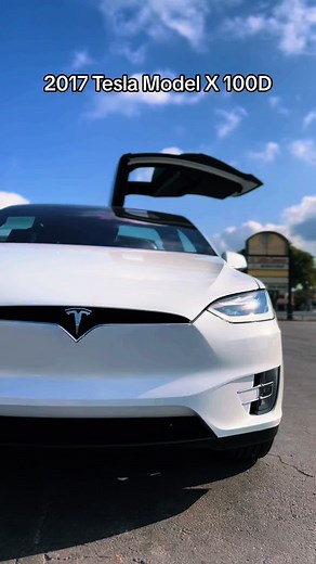 2017 Tesla Model X 100D #apeventures #northeastmotorco #liveoak #tesla #teslaforsale #teslamodelx100d #teslamodelx #selma #forsale #houston #lavernia #wimberlytx #texas #newbraunfelstexas #budatx #dealership #dallas #corpuschristitexas #kerrville #austin #luxurycars #electriccar