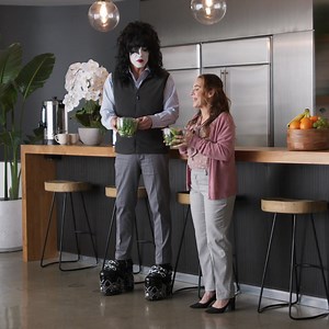 Tired of eating lunch at your desk? Workday’s AI agents catch missing payroll inputs, flag issues before processing, and answer questions in seconds. So, you can shake up innovation instead of sad desk salads. | Workday