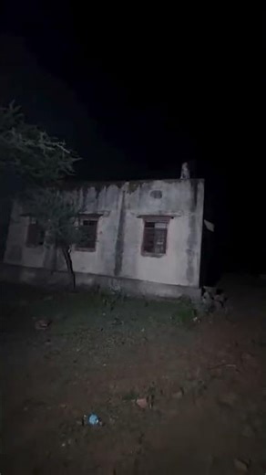 Lo que este GUARDIA grabó en el turno de noche NO es humano