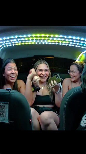 Gente esse vídeo tá muito lindo de ver🥹🥰. Essas foram algumas das melhores reações que gravamos em dezembro 🥰. É tão lindo ver como o Bruce consegue alegrar os passageiros e deixar as corridas mais leves 🥹🥰 #vidadeuber #viral #foryou #trending #fyp