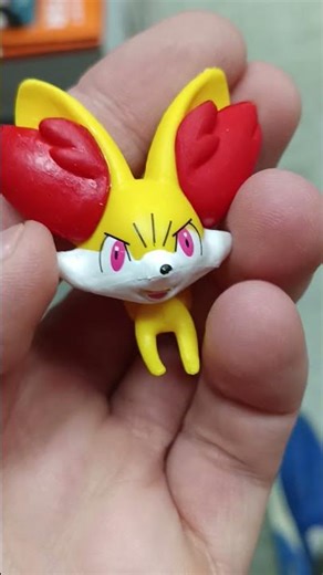 Pokemon Fennekin Figure Toy 1.5" Nintendo Tomy 2015 - Pink Eyes