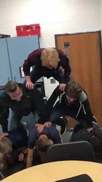 How to make a Human pyramid properly