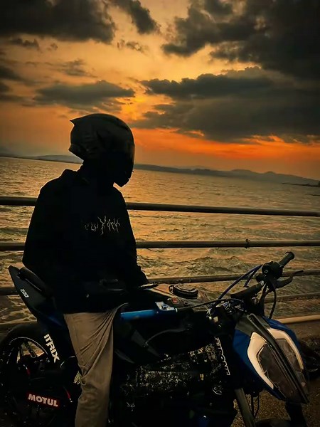 Tu biker favorito 📸😮‍💨#bikers #modificadas🔥🔝🏍 #ktpulsar200🔥 #elsalvador #paratiiiiiiiiiiiiiiiiiiiiiiiiiiiiiii