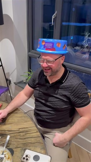 Harvey Price's Christmas Biscuit Tin Showcase