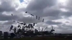 Shinnecock Hills: Tough conditions out there today Gullane Golf Club (home of next month's Scottish Open): Hold my beer (🎥 Twiter/Golfercraig) | Golf Australia