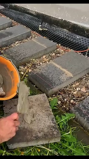 Laying paving slabs correctly #brick #pavers #paving #outdoor #Diy #blocks #build | Bootmann