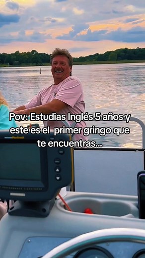 💬“Yo entiendo el inglés cuando lo veo escrito, pero hablarlo o escucharlo sin subtítulos, es imposible”. Si esto te sucede, es porque te hace falta descubrir: 👉🏻Los errores que sigues cometiendo que bloquean tu camino a la fluidez. 👉🏻Cómo hablar como un NATIVO en inglés según metodologías probadas por los políglotas. 👉🏻Y el ingrediente secreto para hablar como un auténtico gringo 2-3 veces más rápido. ESO es lo que vamos a enseñarte en la “Semana de Fluidez Nativa - Black Friday Edition”,