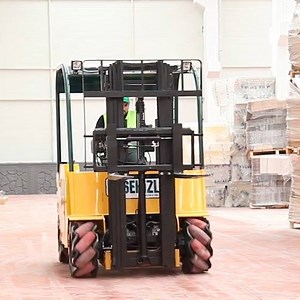 6.2M views · 84K shares | This forklift has special tyres which let it move in any direction with ease. | Insider Tech Presents | Facebook