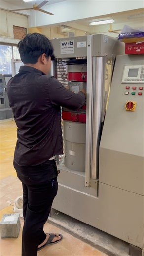 Concrete test (C40)#construction #engineering #concrete