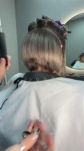 The fastest technique for cutting thick hair with high precision! 💇‍♀️✨ #shorts