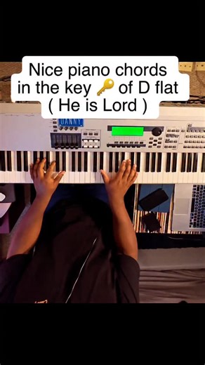 Nice piano chords in the key of D flat ( He is Lord ) #piano #pianocover #churchmusician #pianolessons #pianochords | Daniel Duncan