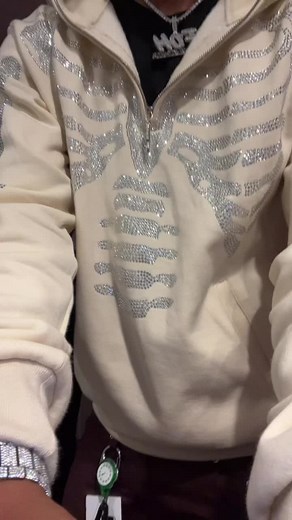 Dance Challenge: Dump It Dummy Walk and Step