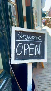 Loop binnen tijdens het koffie branden @inproc_denneweg ☕️ | Denneweg Den Haag